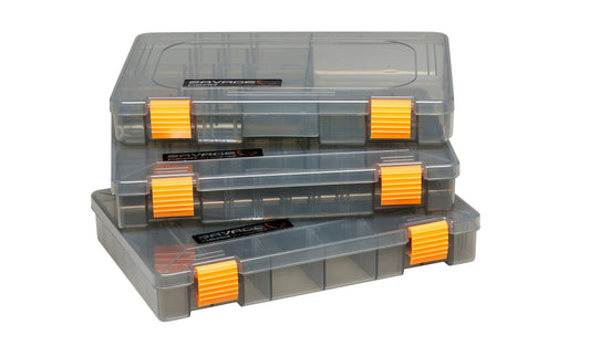 Caja de señuelos Savage Gear 6B Deep Smoke 36 x 22,5 x 8 cm